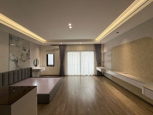 Cắt lỗ 4 tỷ sang tên ngay nhà hồng tiến,ô tô tránh,kd,45m,7 7773648