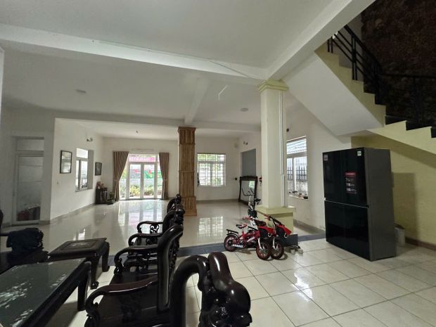 Cho thuê nhà mặt tiền đường 23 phạm phú thứ - tp huế  diện 7775012