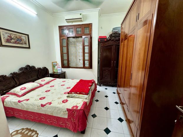 Bán gấp nhà thanh xuân, phân lô oto tránh, lô góc 3 thoáng, 7776077