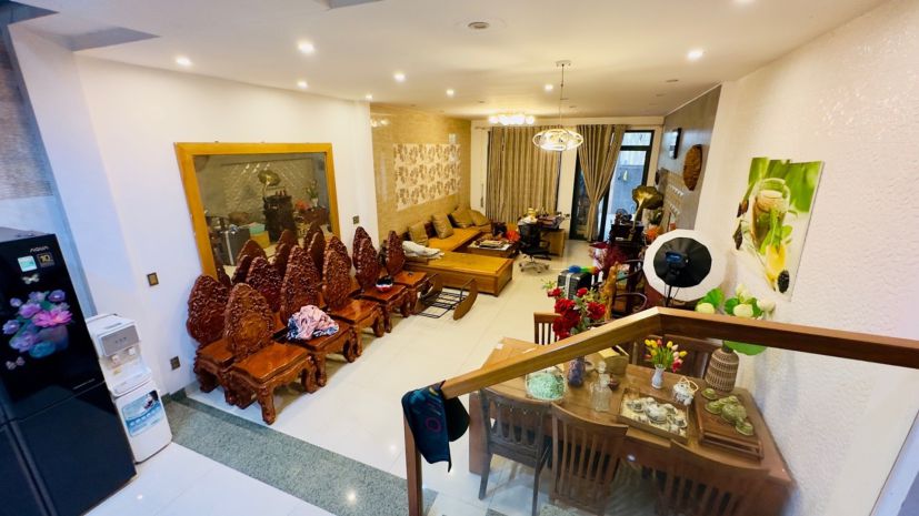 Bán nhà mặt phố nguyễn xí 125m², gần lý thái tông, giá 8,9 7777144