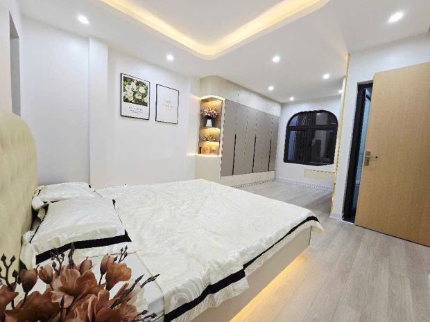 Bán nhà riêng giáp nhị  hoàng mai  35m² x 6 tầng  full 7777182