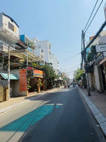 **bán nhà mặt tiền khu phan xích long , phú nhuận 4*17m 7777930