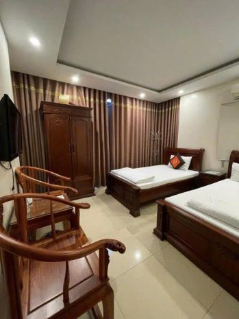 Cho thuê tòa nhà làm văn phòng hoặc mô hình lưu trú tại cửa 7778253