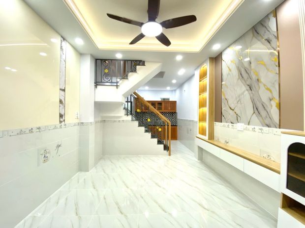 Gần tl13  nhà 3 tầng btct  shr  hẻm 7m ô tô đỗ cửa  chỉ 7779239