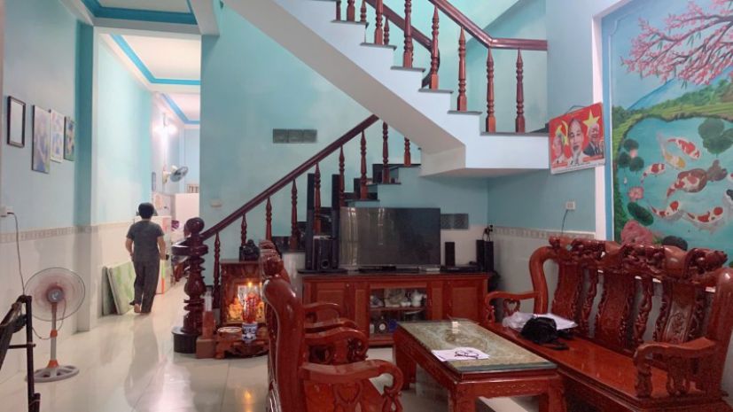 Bán nhà 2 tầng dĩ an,shr,đường nhựa 15m,gần trường thpt 7779682