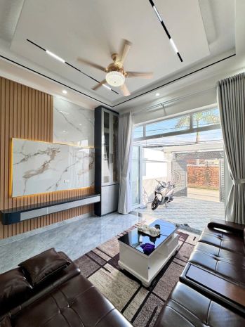 Bán nhà 2 tầng p.biên hòa,shr thổ cư,đường ô tô,gần trường 7779709