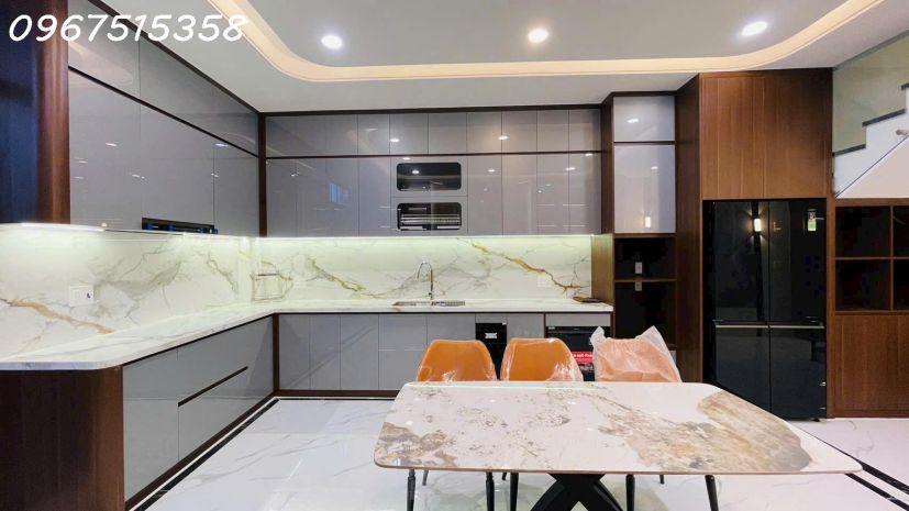 Nhà mỹ gia gói 5  đang cho thuê 35 triệutháng, giá 8,8 7779859