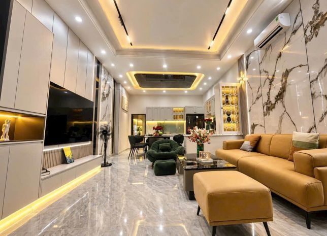 Nhà vườn nghỉ dưỡng, liền kề phú mỹ hưng, chỉ hơn 5 tỷ 7779939