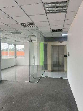 Cho thuê văn phòng trung tâm quận 1, tòa nhà miss áo dài. 7779957