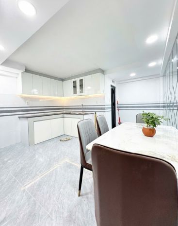 Xe hơi ngủ trong nhà aeon tân phú, nhà mới 51m2 chỉ 5đ nhỏ 7779980