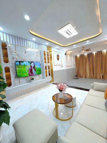 Nhà vừa ở vừa kinh doanh, dân đôn, xe hơi tránh nhau, cạnh 7779986