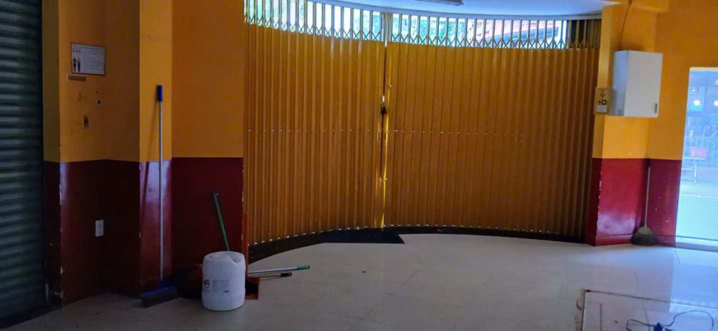 Cho thuê nhà góc 2 mặt tiền ngay ngã tư nguyễn chí thanh 7780318