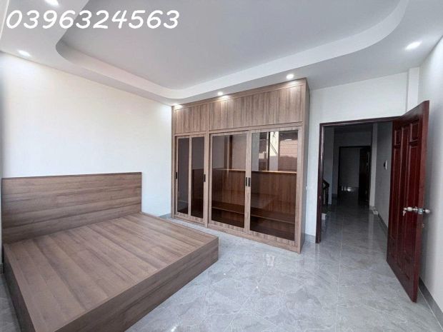 Chính chủ gửi bán nhà phố văn miếu  đống đa 4 tầng, phân 7781025