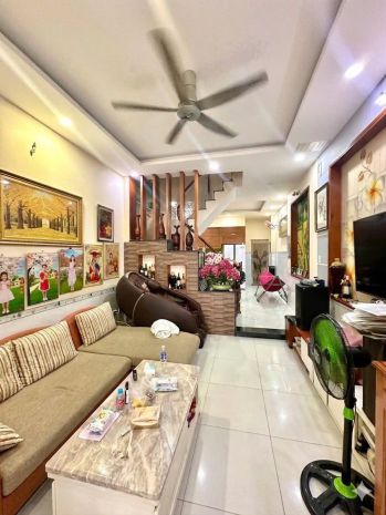 Nhà lê văn chí 58m², 3 tầng, 4pn, gần bệnh viện thủ đức, 7782066