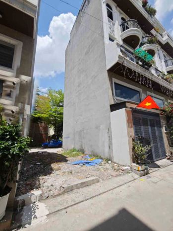3 tỷ nhỉnh  đất gần 50m²  hẻm ô tô  shr  gần tô ngọc vân 7782448