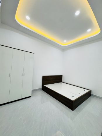 Bán nhà 100m2, cấp 4, lê văn việt, phường tăng nhơn phú b, 7784870
