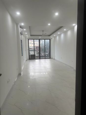 Cho thuê văn phòng  4 tầng mặt sông lừ  đông tác, đống đa, 7786703