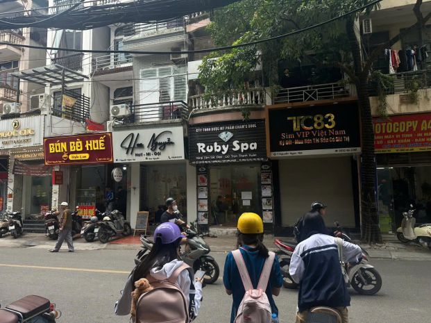 Cho thuê mặt bằng kinh doanh tầng 1  mặt phố nguyễn ngọc 7787157