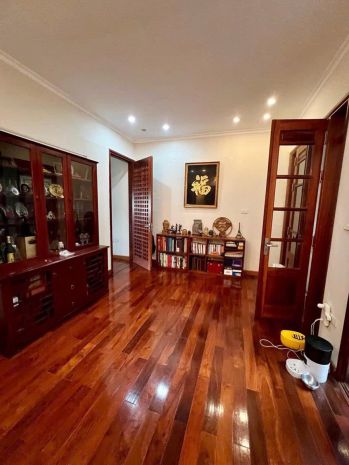 Bán 100m2 nhà mặt phố trung kính câu giấy hà nội. nhà đẹp th 7788035