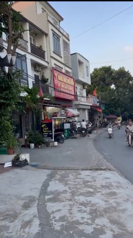 Chính chủ cho thuê nhà 4 tầng  ngay cổng chợ đồng than, 7788208