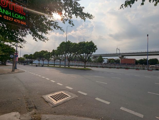 Bán nhà mặt tiền song hành xa lộ hà nội  giá 14 tỷ  vị trí 7788729