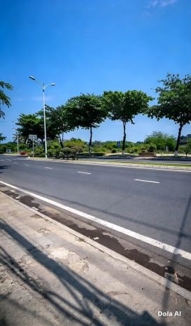 Người nhà em đang có căn nhà gần biển ở nha trang giá chỉ : 7788755