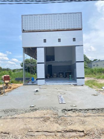 1 tỉ 3 sở hữu dãy trọ 1 kiot 4phòng thu nhập 10trtháng sát 7789596