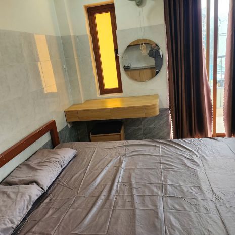 Bên mình hiện đang trống phòng, zl 0902857172. trần cao vân, 7789854