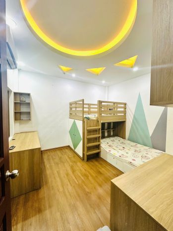 Cho thuê nhà mặt đường vòng vạn mỹ  ngô quyền  hải phòng 7790044