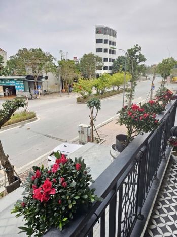 Phúc lợi 30 tỷ 100m mặt tiền 5m,thang máy, vỉa hè kinh 7790323