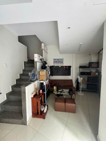 Cho thuê nhà hẻm xe hơi duy tân ,phú nhuận ,35m2, 2pn   14tr 7792224