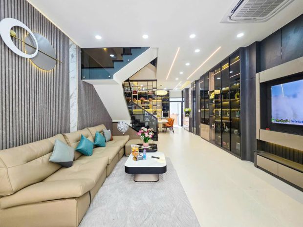 Nhà có thang máy, cạnh phú mỹ hưng, vừa ở vừa mở văn phòng, 7792882