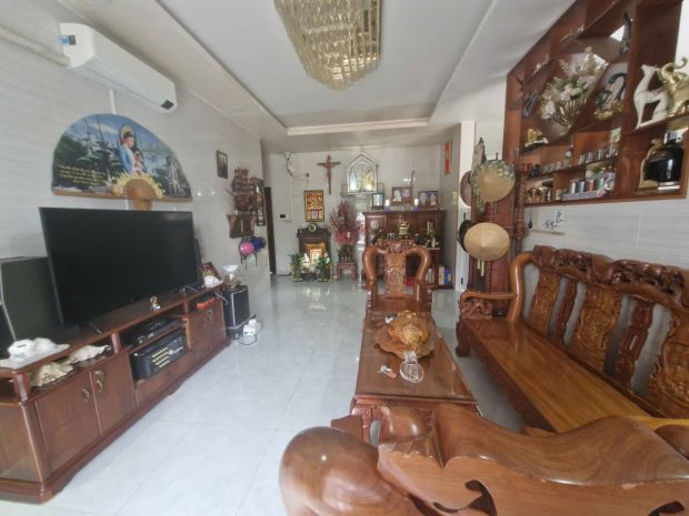 Chủ gửi bán biệt thự nhà vườn ao chuồng  mặt tiền đt878, 7793679