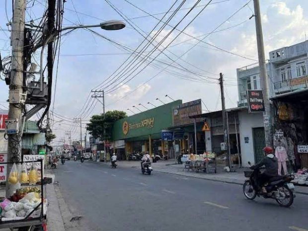 Mặt bằng phan văn hớn  cách chợ bà điểm chỉ 200m chỉ 9x60 7793795