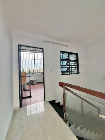 Bán nhà hxh 6m  đường lê lư - giao văn cao,  dt 4x10m, 4 7794101