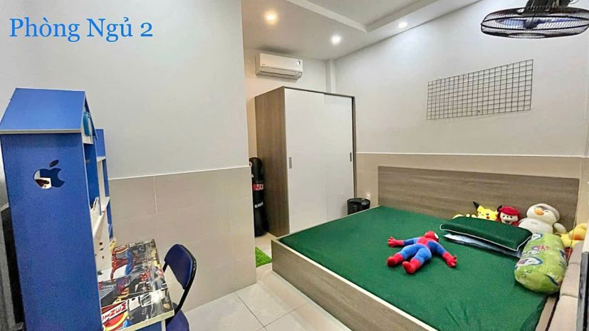 Bán nhà hxh 6m  đường lê lư - giao văn cao,  dt 4x10m, 4 7794102