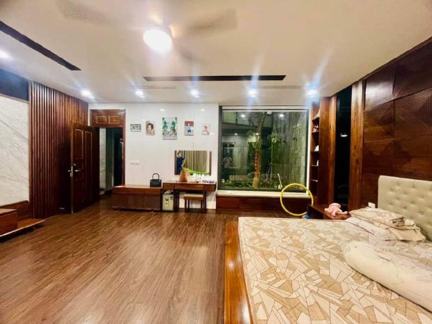 Bán rẻ 9 tầng lô góc mặt phố hoàng sâm cầu giấy hà nội. mặt 7794116