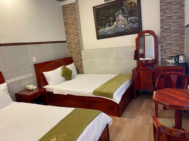 Bán khách sạn 4 tầng đường nguyễn trường tộ - tân thiện - 7795090