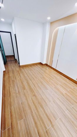 Bán nhà 4 tầng,diện tích sử dụng 80m2, 3pn, p3, q.4, giá 7795194