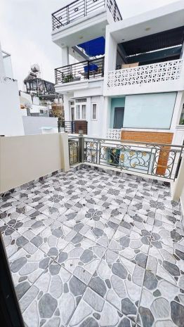 Bán nhà 4 tầng,diện tích sử dụng 80m2, 3pn, p3, q.4, giá 7795196