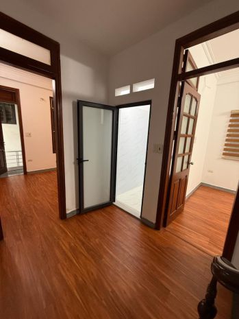 Cần bán nhà phân lô nguyễn trãi, 50m2 6t gara oto, mặt tiền 7796025