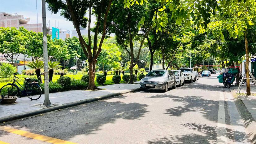 Tái định cư cổ linh, view vườn hoa, 100m x 7 tầng, mt 7m, 7797714
