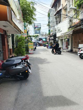 Sang quán ăn  địa chỉ: đường điện biên phủ, phường 25, 7798181