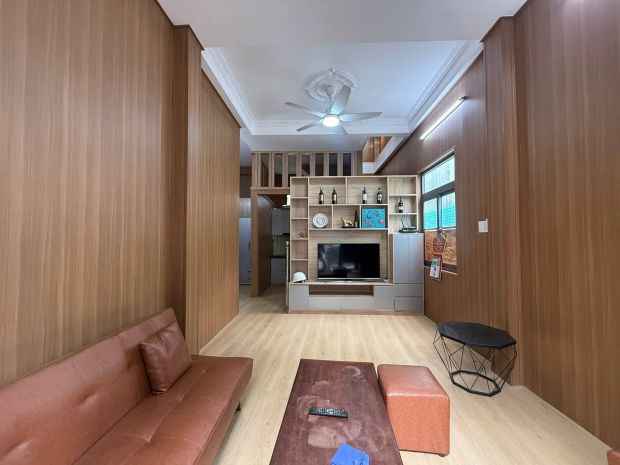 Nhà 2 tầng kiệt trần cao vân, có chổ đậu ô tô thoải mái 7798356