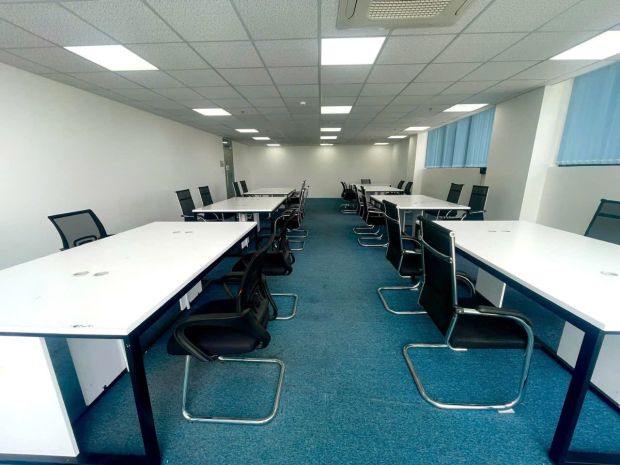 Chính chủ cho thuê văn phòng 90m2 - đường ung văn khiêm 7799992
