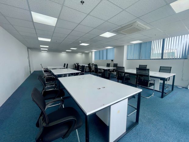 Chính chủ cho thuê văn phòng 90m2 - đường ung văn khiêm 7799994