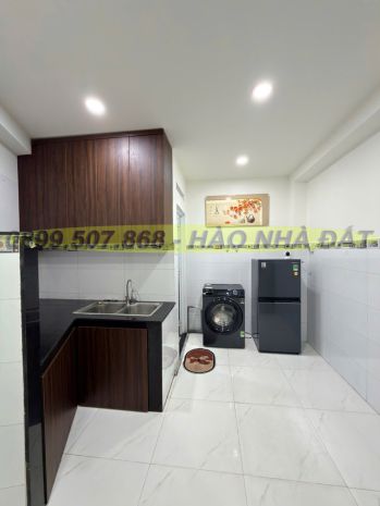 Bán nhà quận tân bình, dtsd 50m², đúc 3 lầu 2pn, sát 7800598
