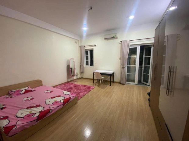 Share phòng trong nhà nguyên căn  hẻm 95 lê văn lương, 7800658