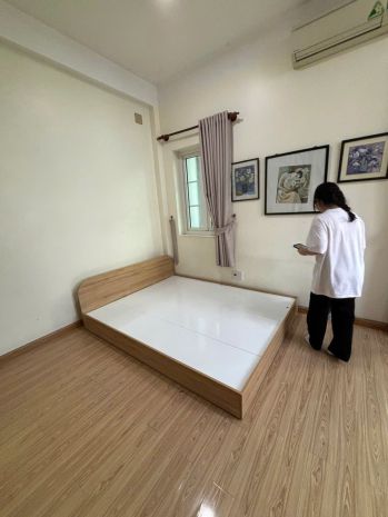 Share phòng trong nhà nguyên căn  hẻm 95 lê văn lương, 7800660