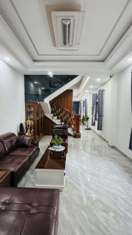 Bán nhà lô góc không lộ giới đường 10m quang trung gò vấp 7802428